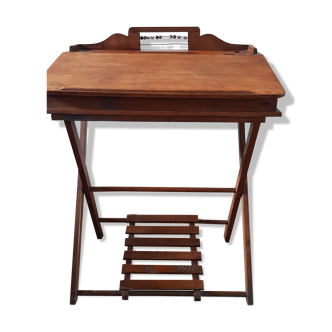 Folding desk