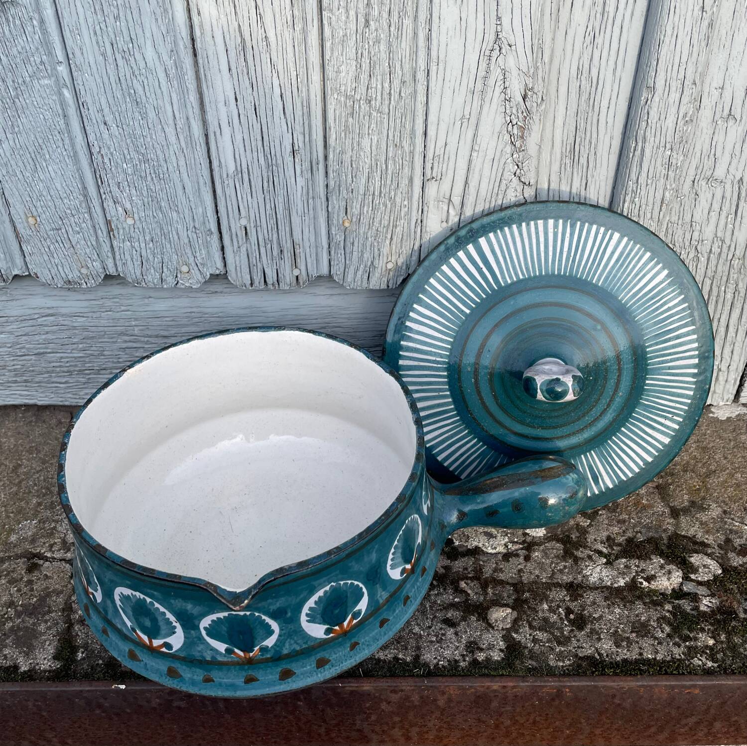 Serving dish or casserole dish by Georges CUEILLE, Saint Ceré