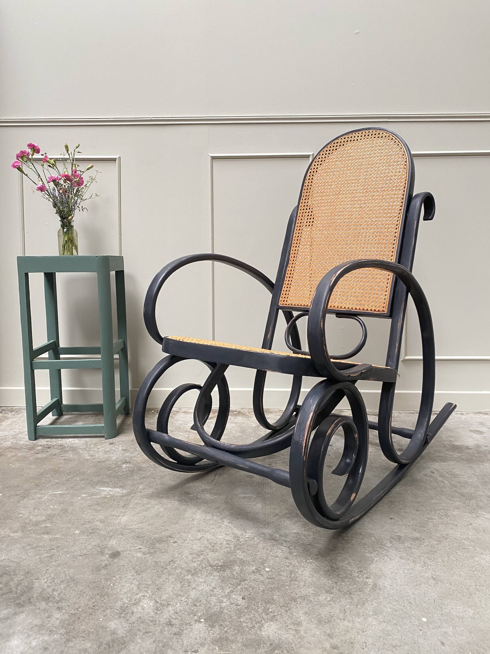 Rocking chair