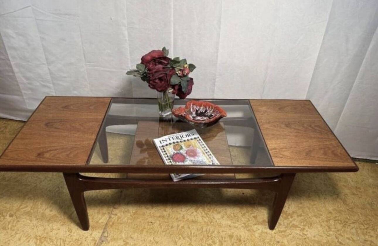 Mid century retro vintage teak coftee table by GPlan "Mad Man" 1960 Mi