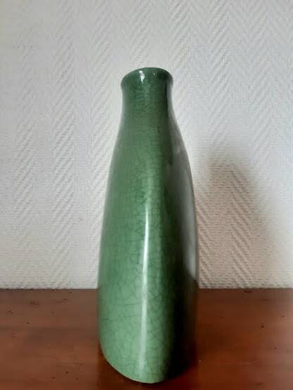 Green designer ceramic vase