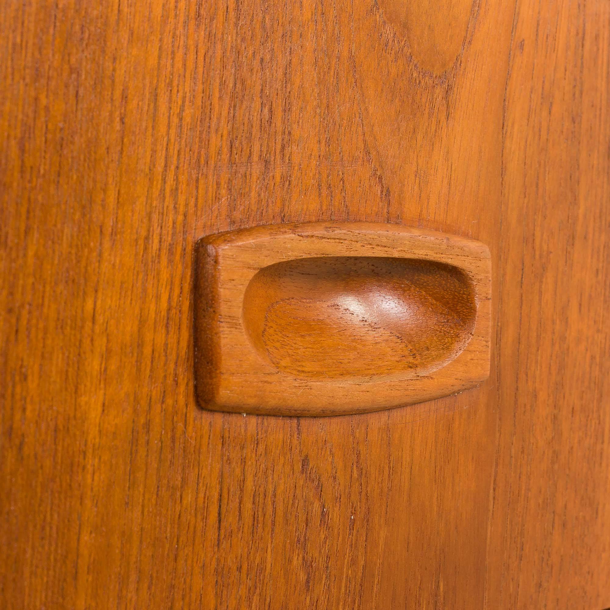 Commode vintage en teck, style moderne du milieu du siècle, Danemark, années 1960