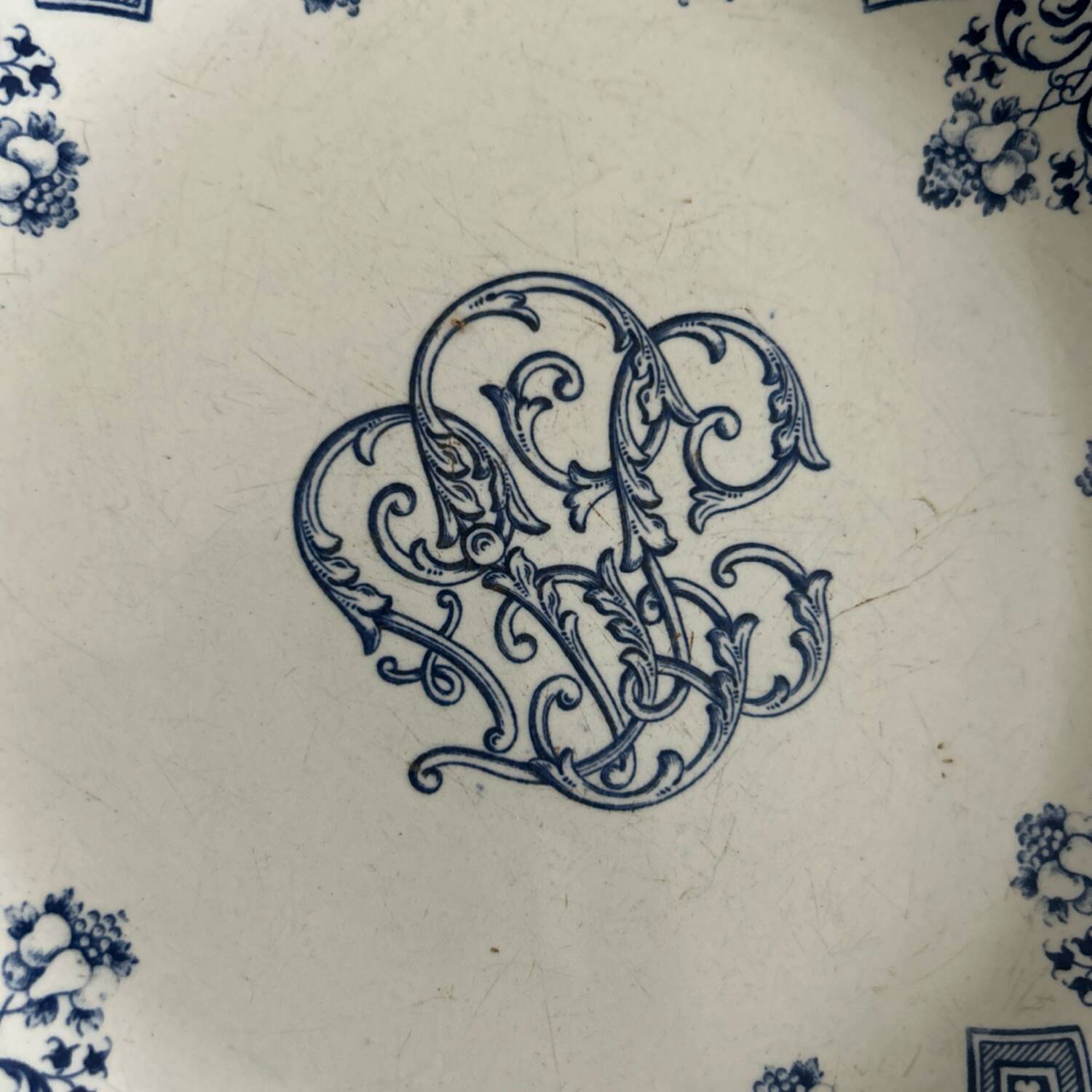 Gien Iron Earth Plate