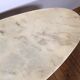 Table basse en marbre sur un socle tulipe