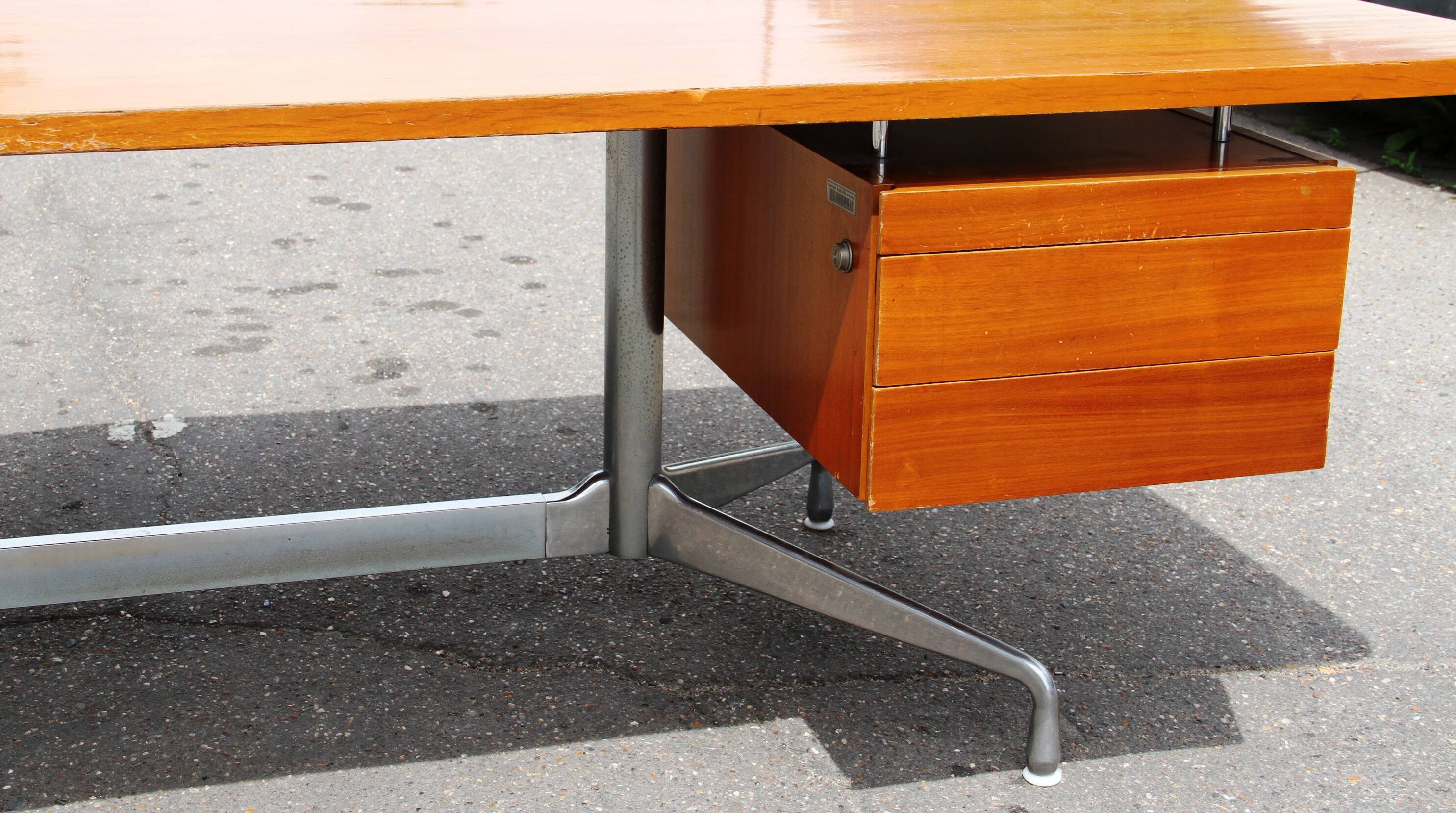 Vintage Charles & Ray Eames desk