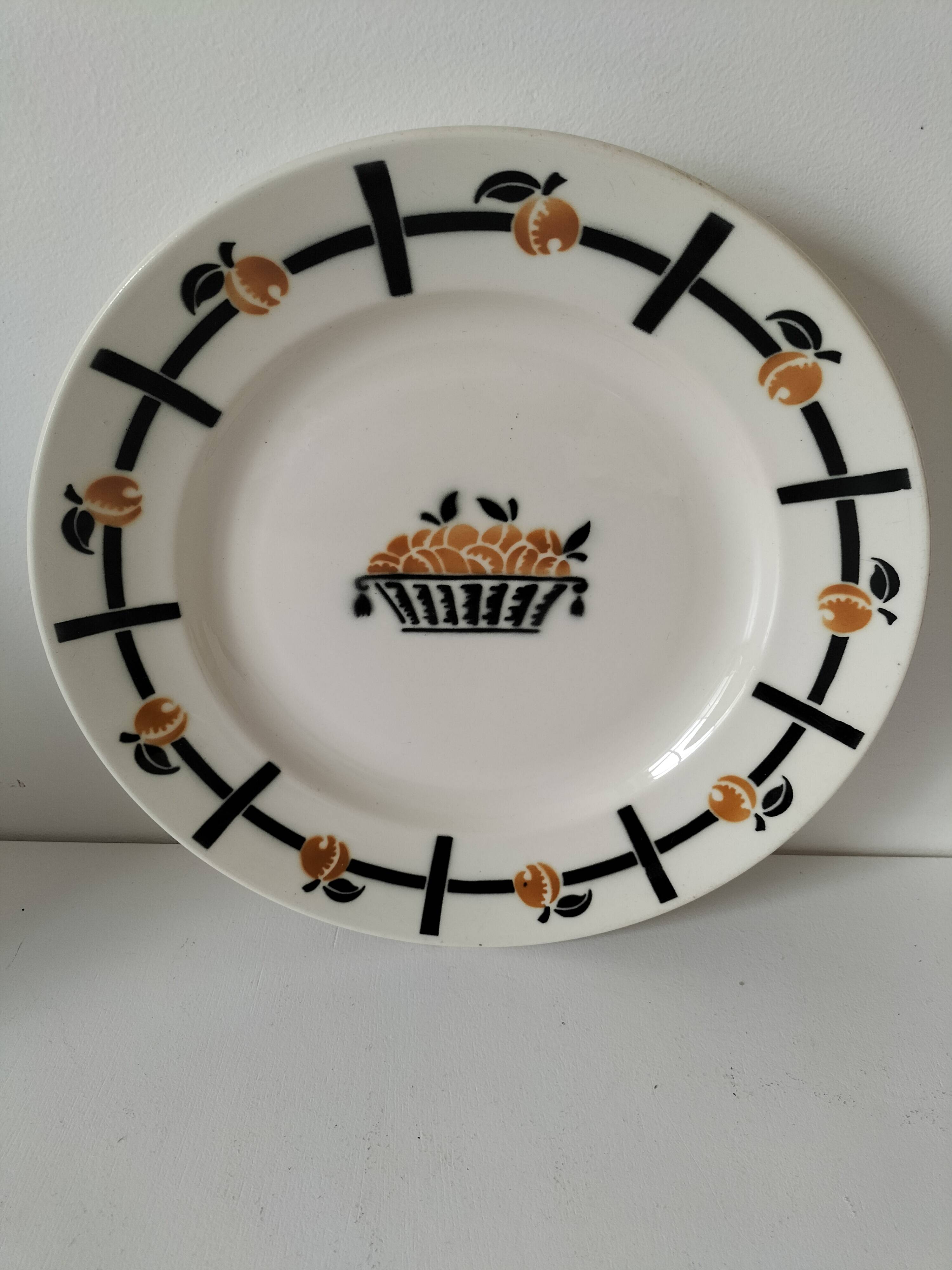vintage Badonviller round dish