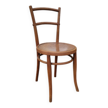 Chaise bistrot en bois courbé – Ungvár