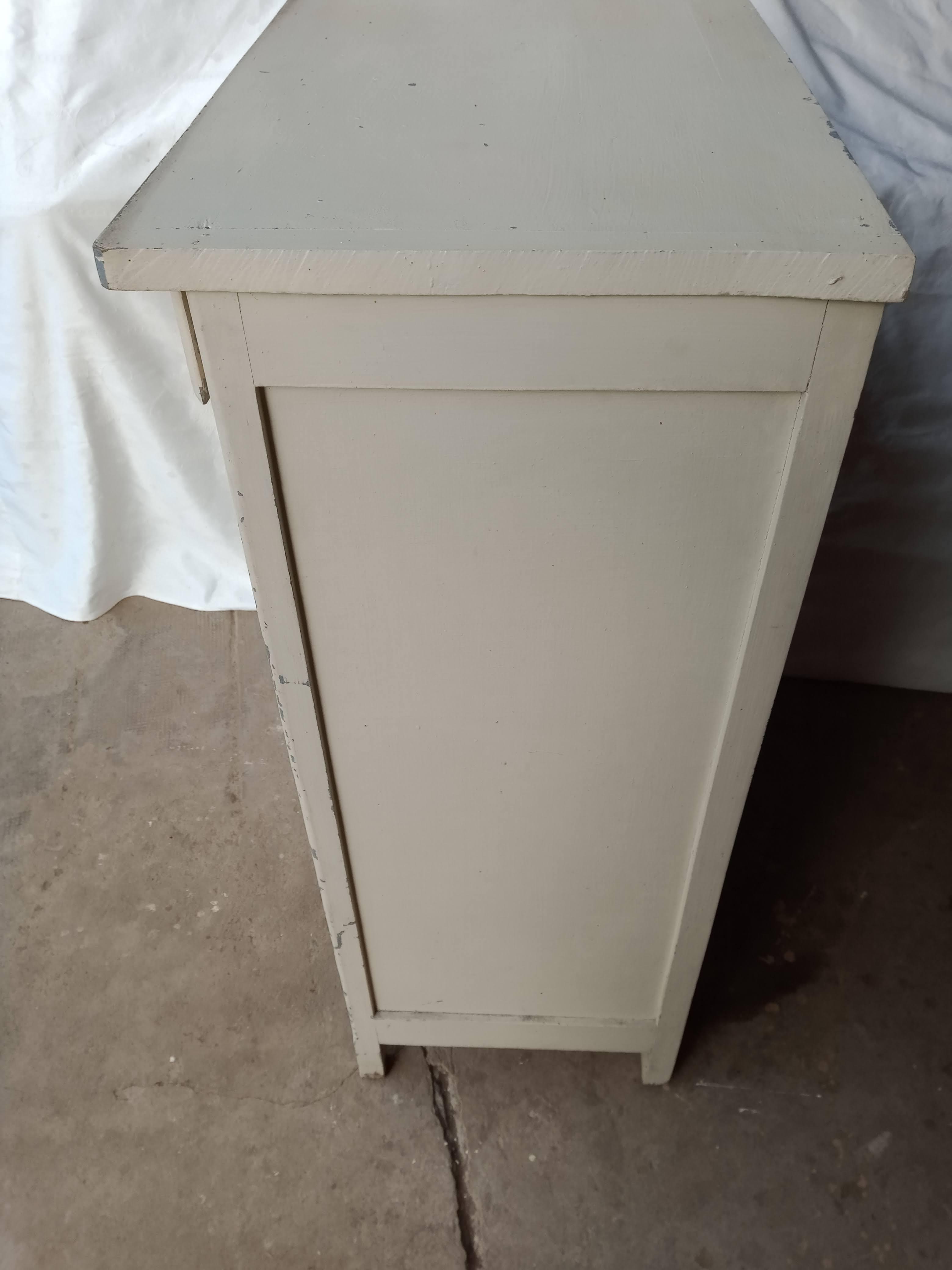 Parisian buffet with two doors and two drawers