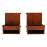 Paire de tables de chevet suspendues en teck par Hans Wegner pour Getama