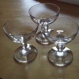 Lot of 3 cups champagne
