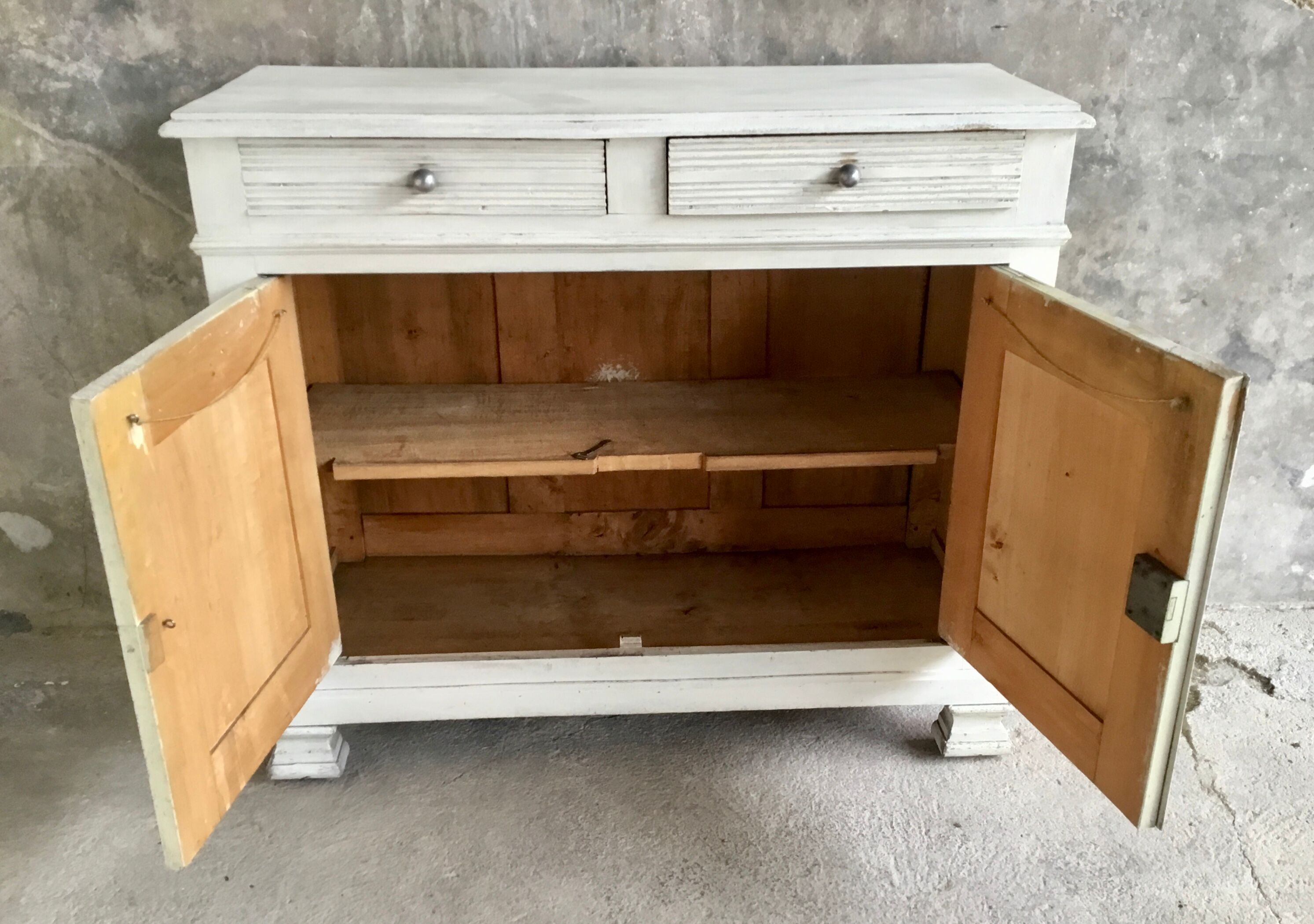 Parisian sideboard with 2 doors and 2 drawers vintage
