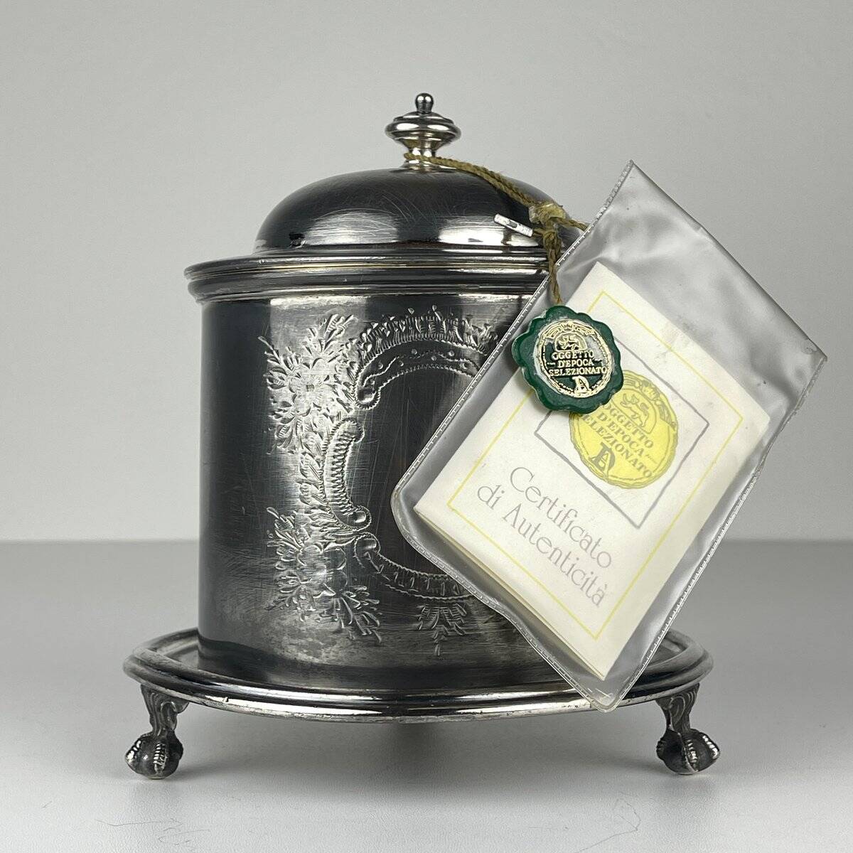 Antique silver biscuit box with silver plating by James Deakin & Sons, 1890s.