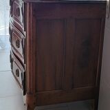 Commode en noyer 18ème