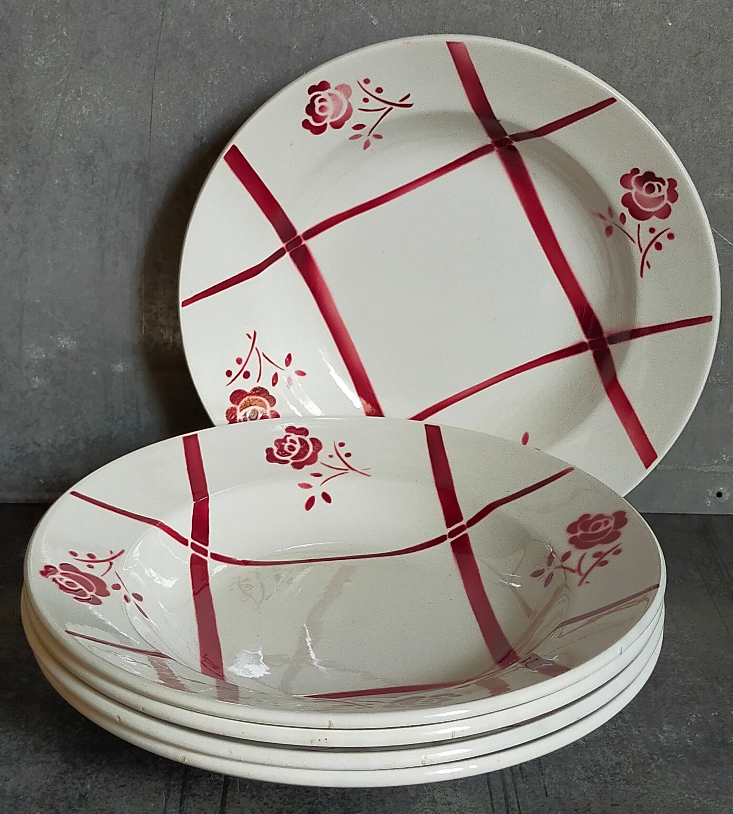 Five plates "grandmother" faience of Badonviller ancient