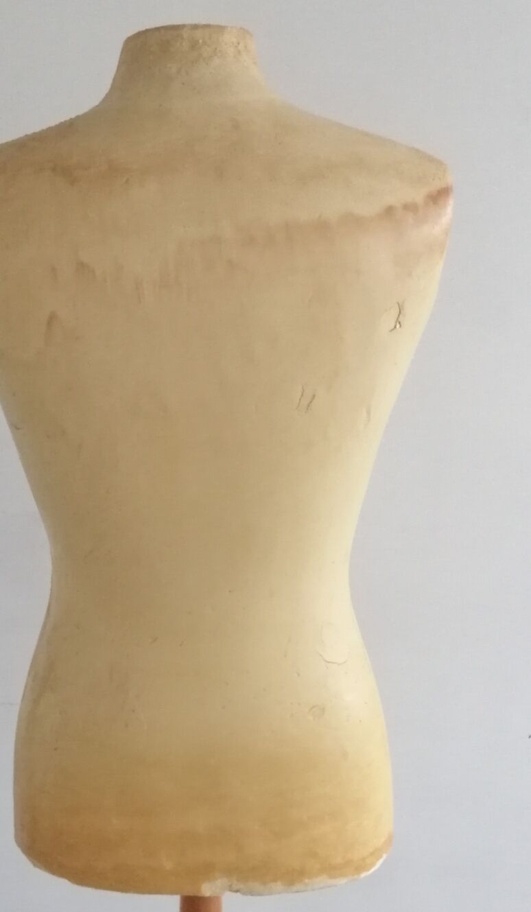 Mannequin sewing bust