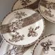8 assiettes à desserts Terre de Fer XIX