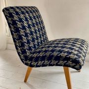 Pair of Knoll 'Vostra' armchairs