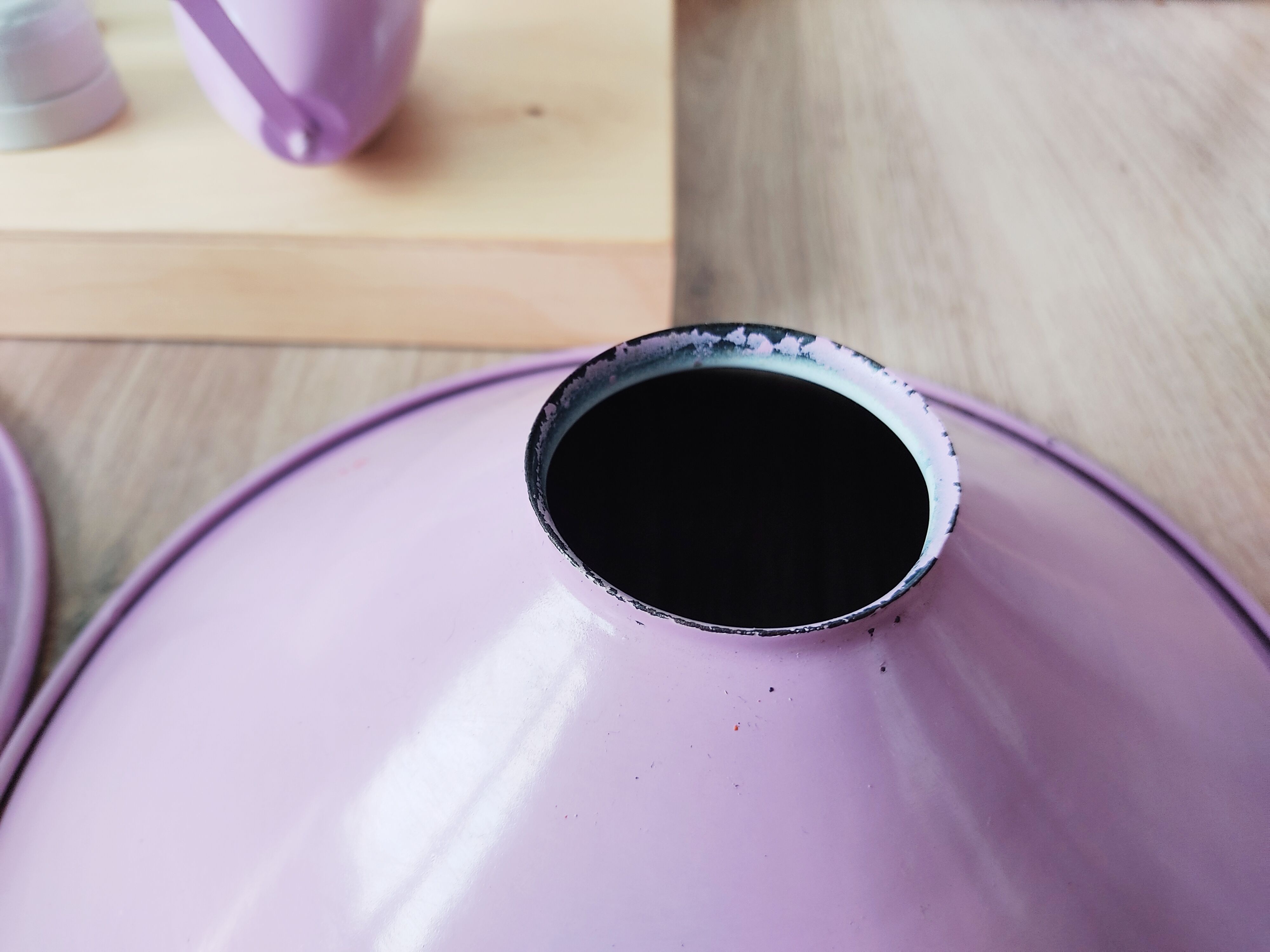 Set of 3 Purple enamelled lampshades and balance system