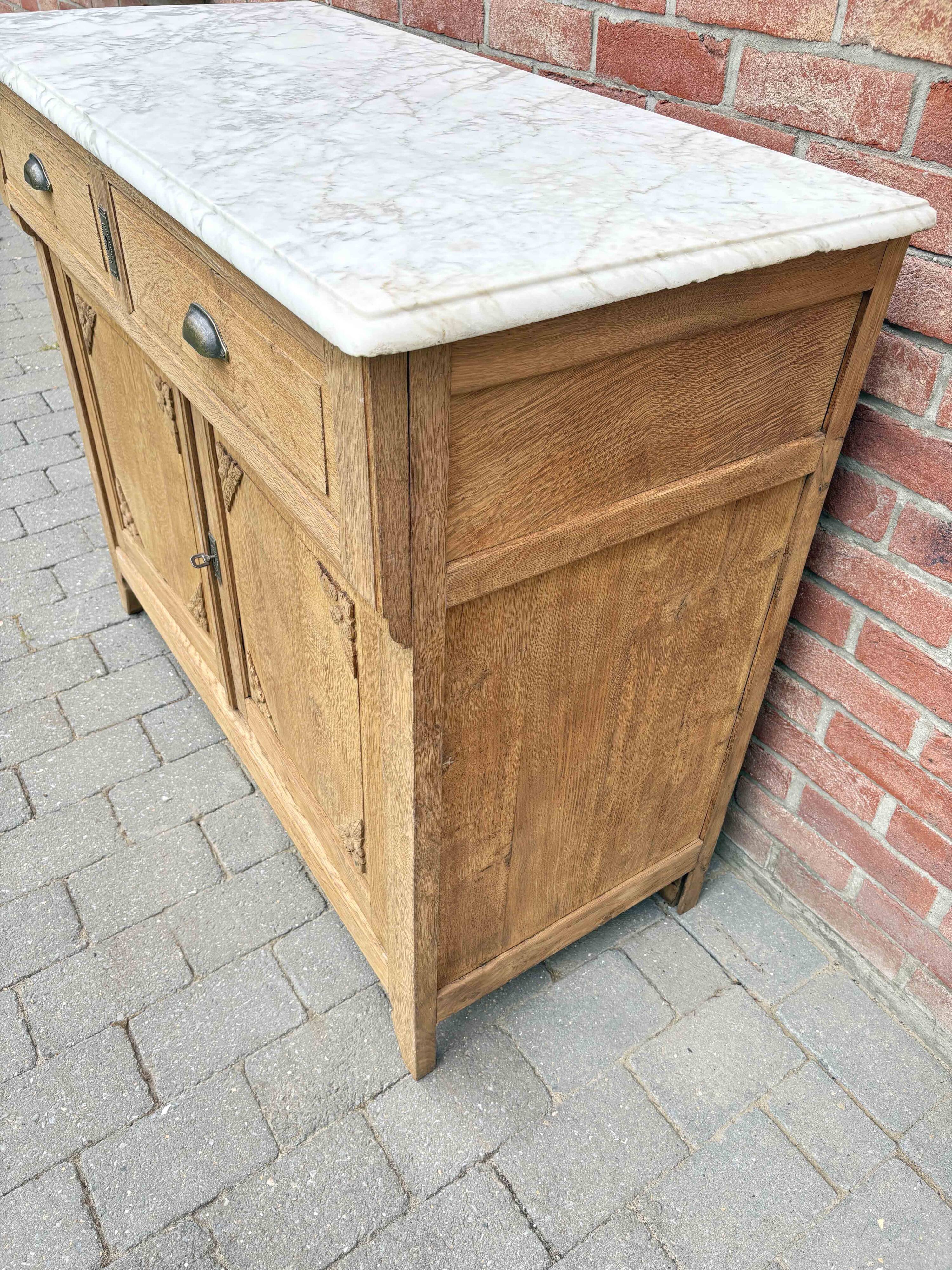 Antique Parisian buffet in oak and Carrara marble