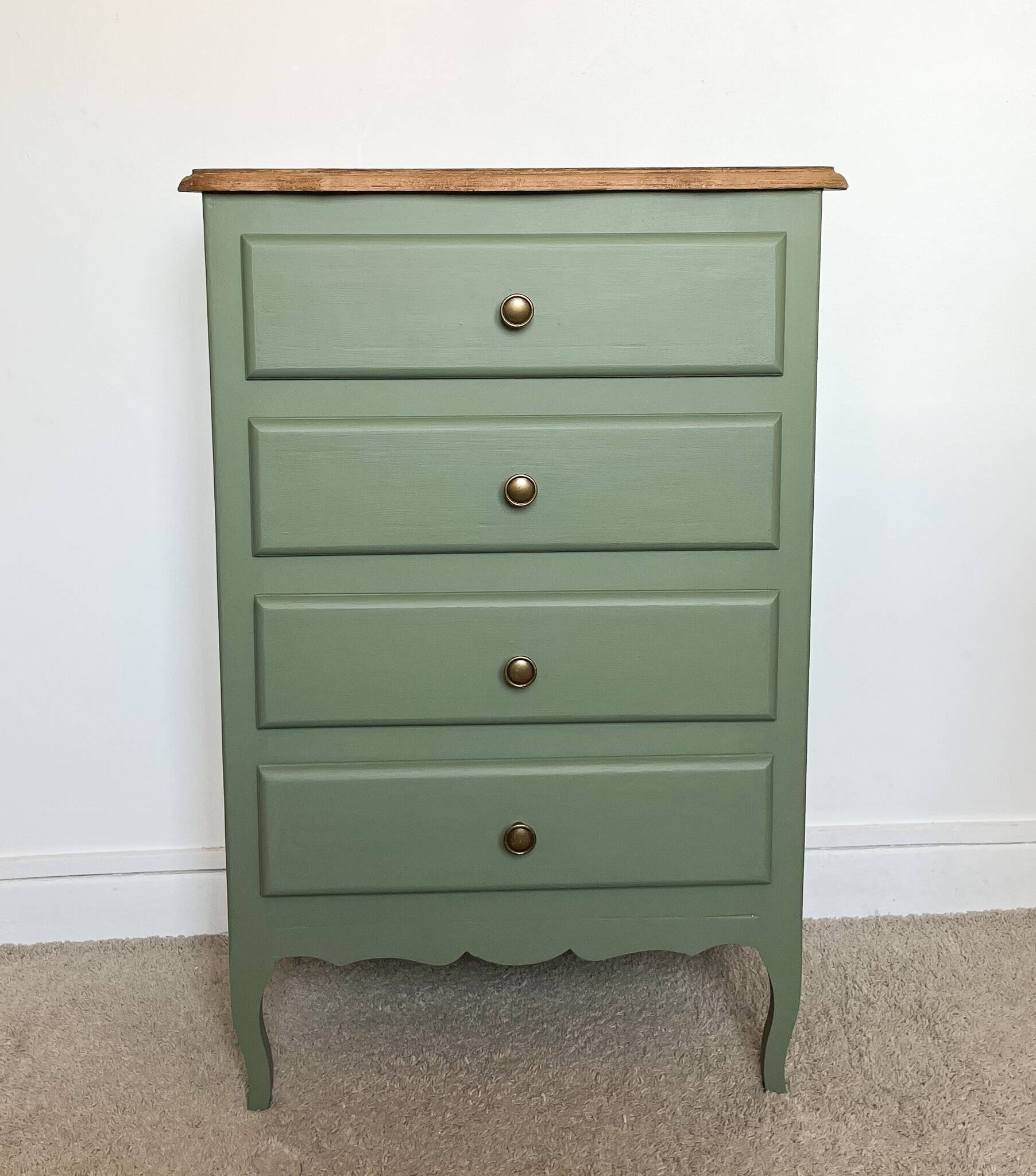 Weekly Vintage Chiffonier