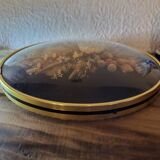 Curved frame dried flowers