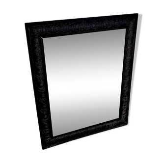Old mirror restyled with moldings