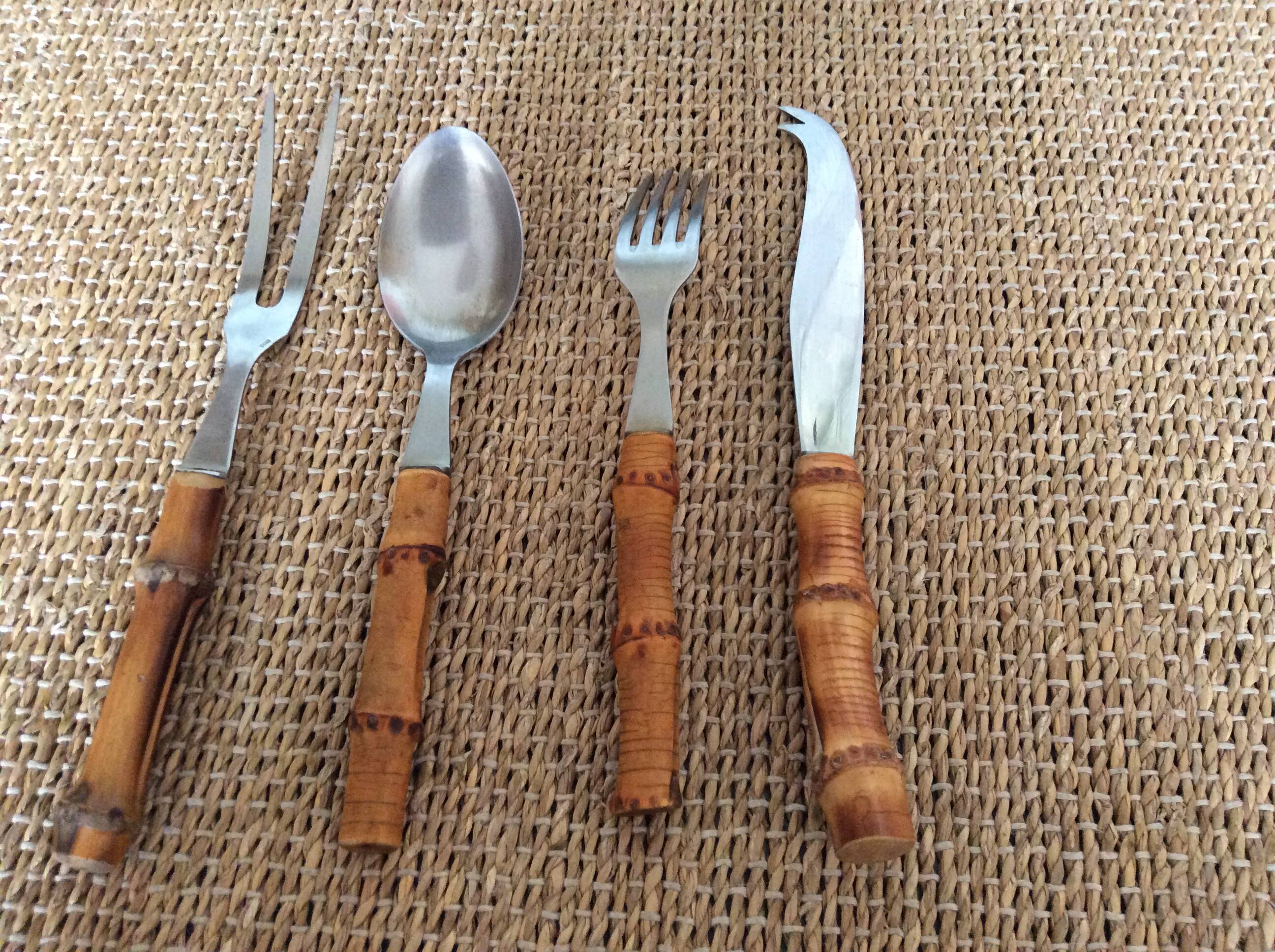 Bamboo cutlery set