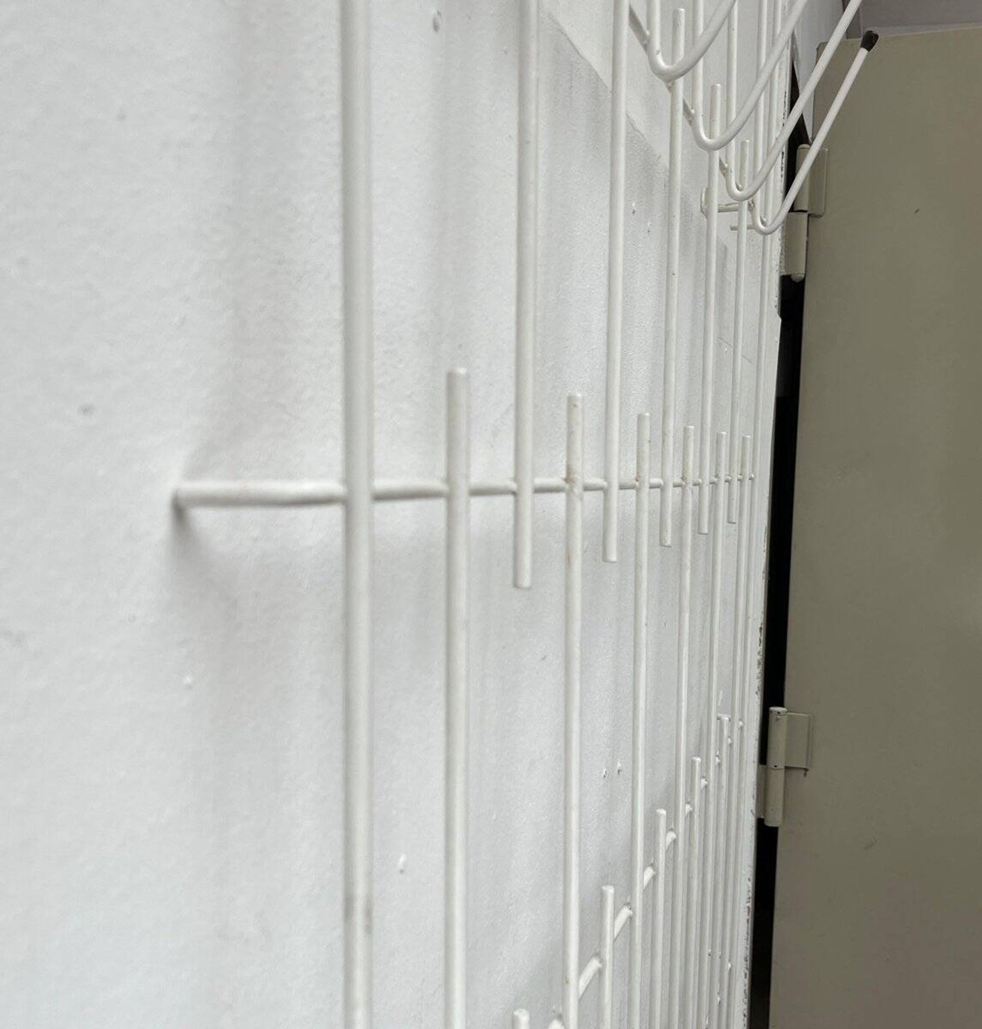 Minimalist German rope coat rack from the mid-century, 1960s.