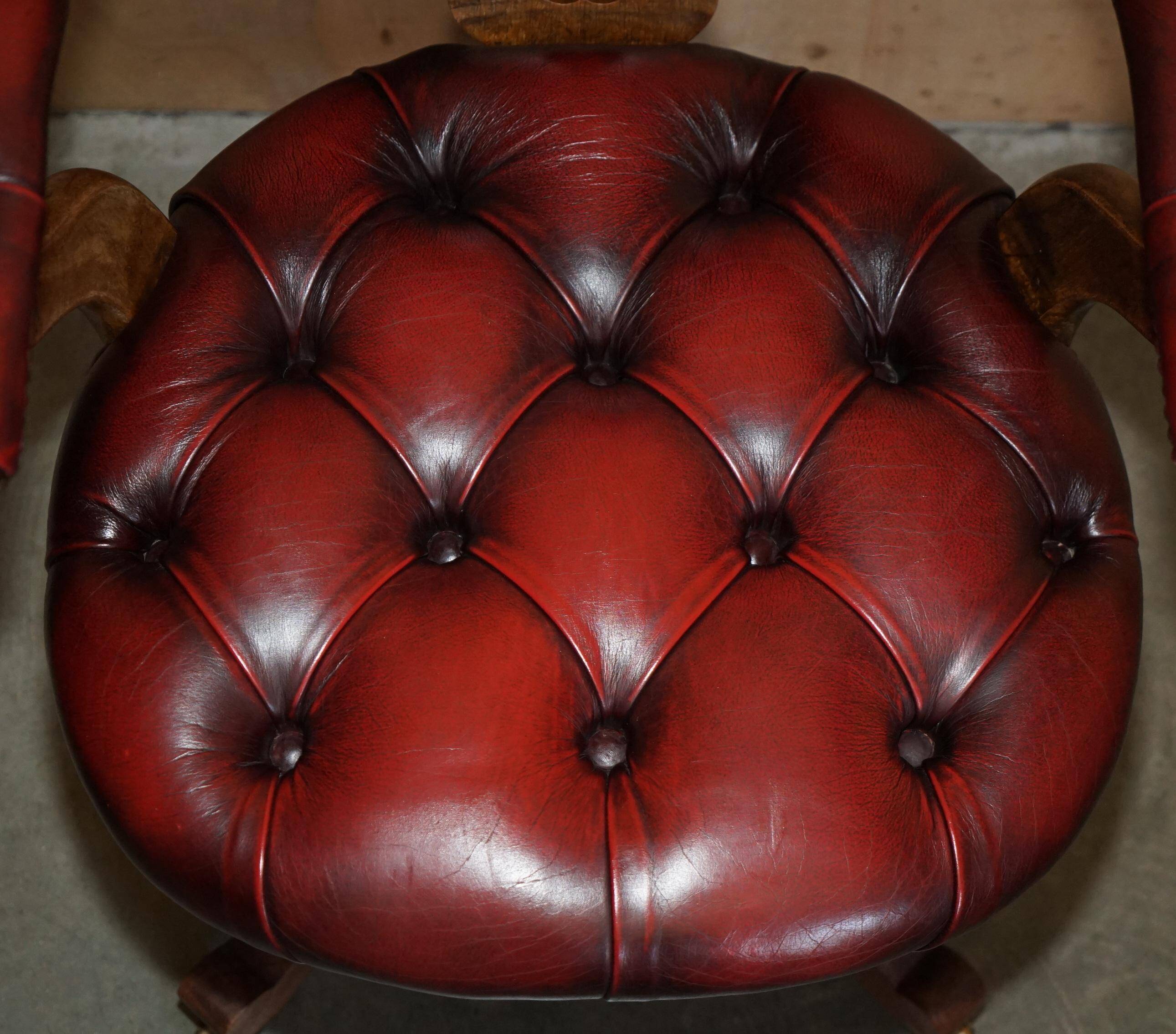 Chaise de capitaine Chesterfield victorienne en cuir