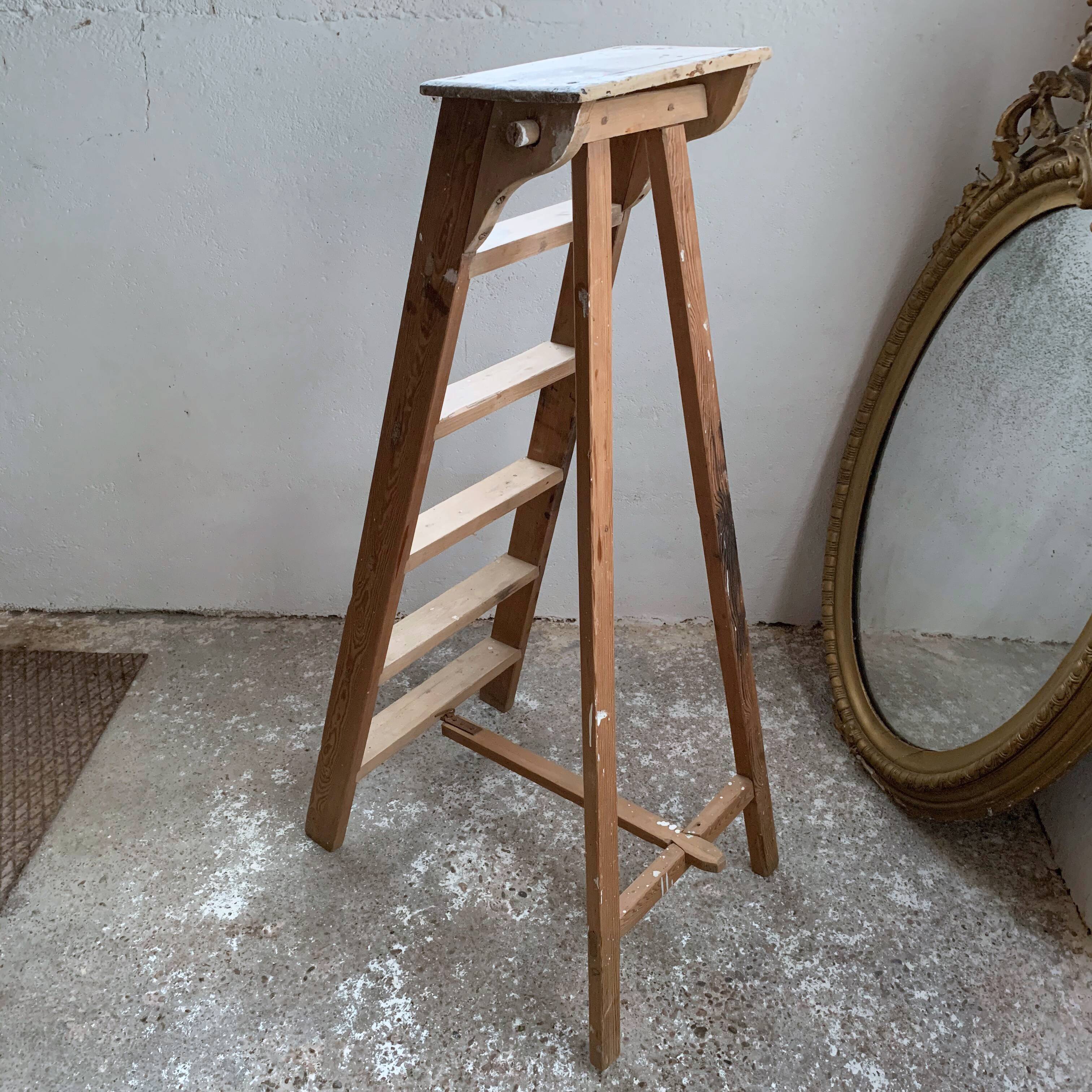 Former workshop stepladder - 6 steps