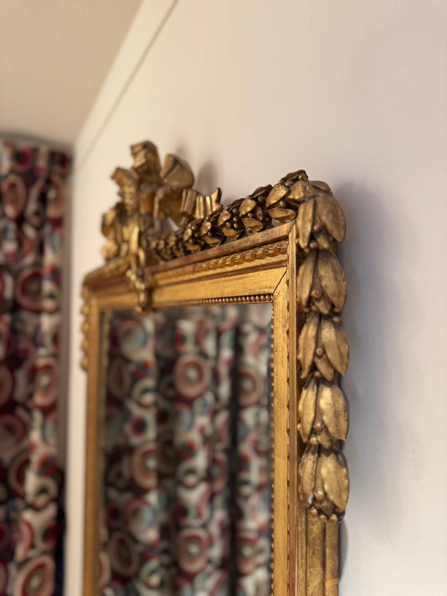 Large antique gilded carved wooden mirror – early 20th century