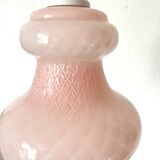 Suspensions en opaline rose et blanche