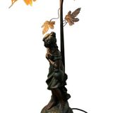 Table lamp in cast iron