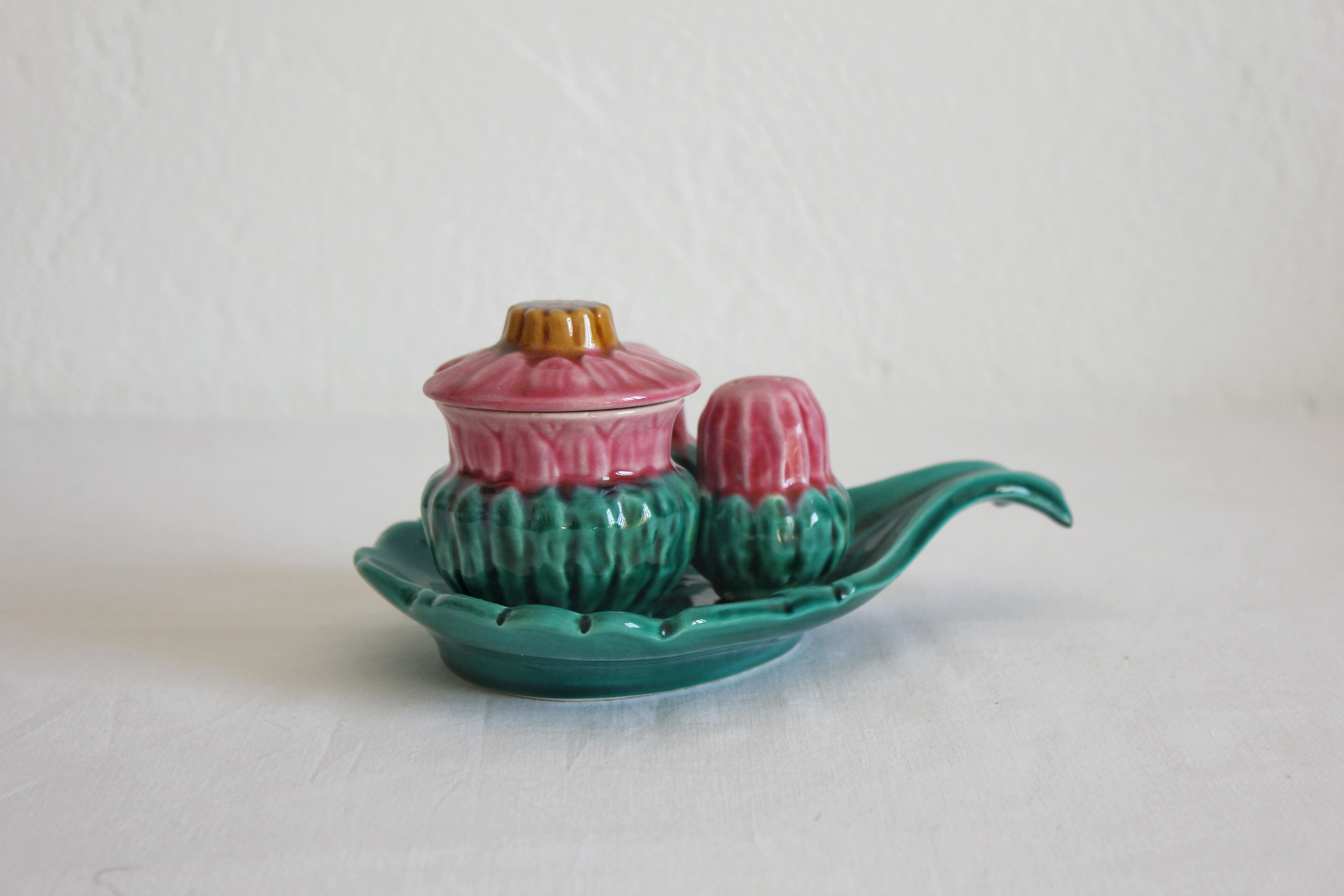 Set with salt, pepper and mustard condiments in vintage slurry