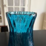 Vase en verre bleu 1960