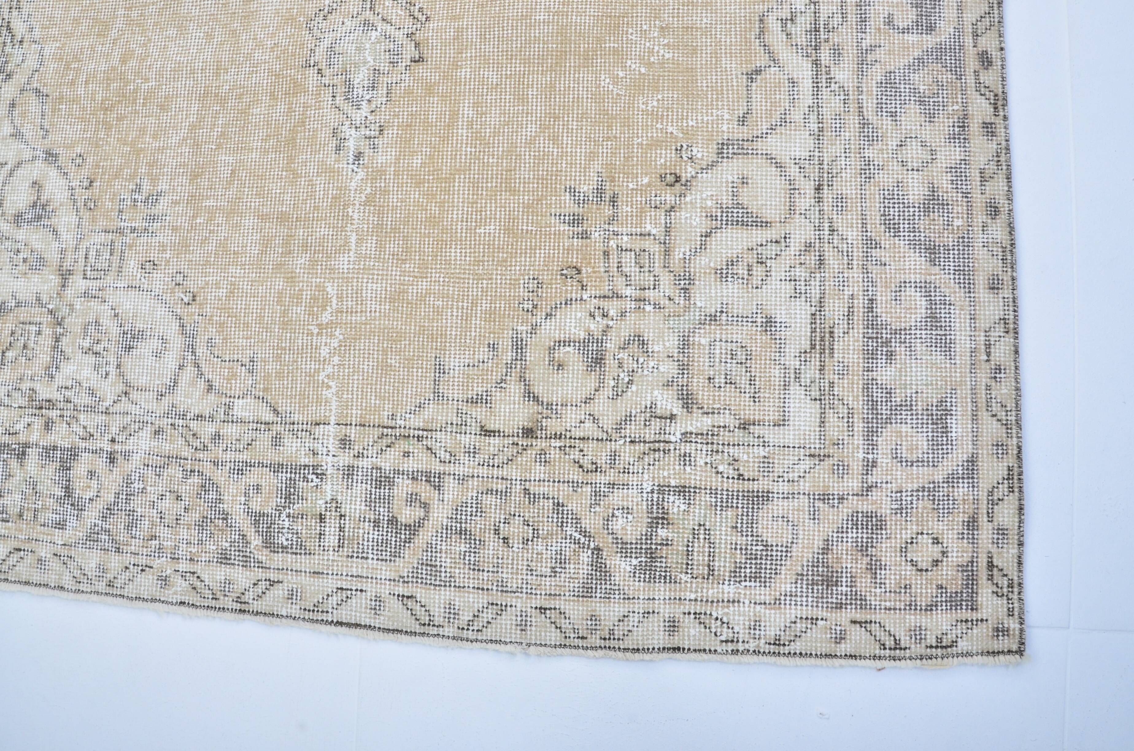 Anatolian Tribal Vintage Carpet sku 3351