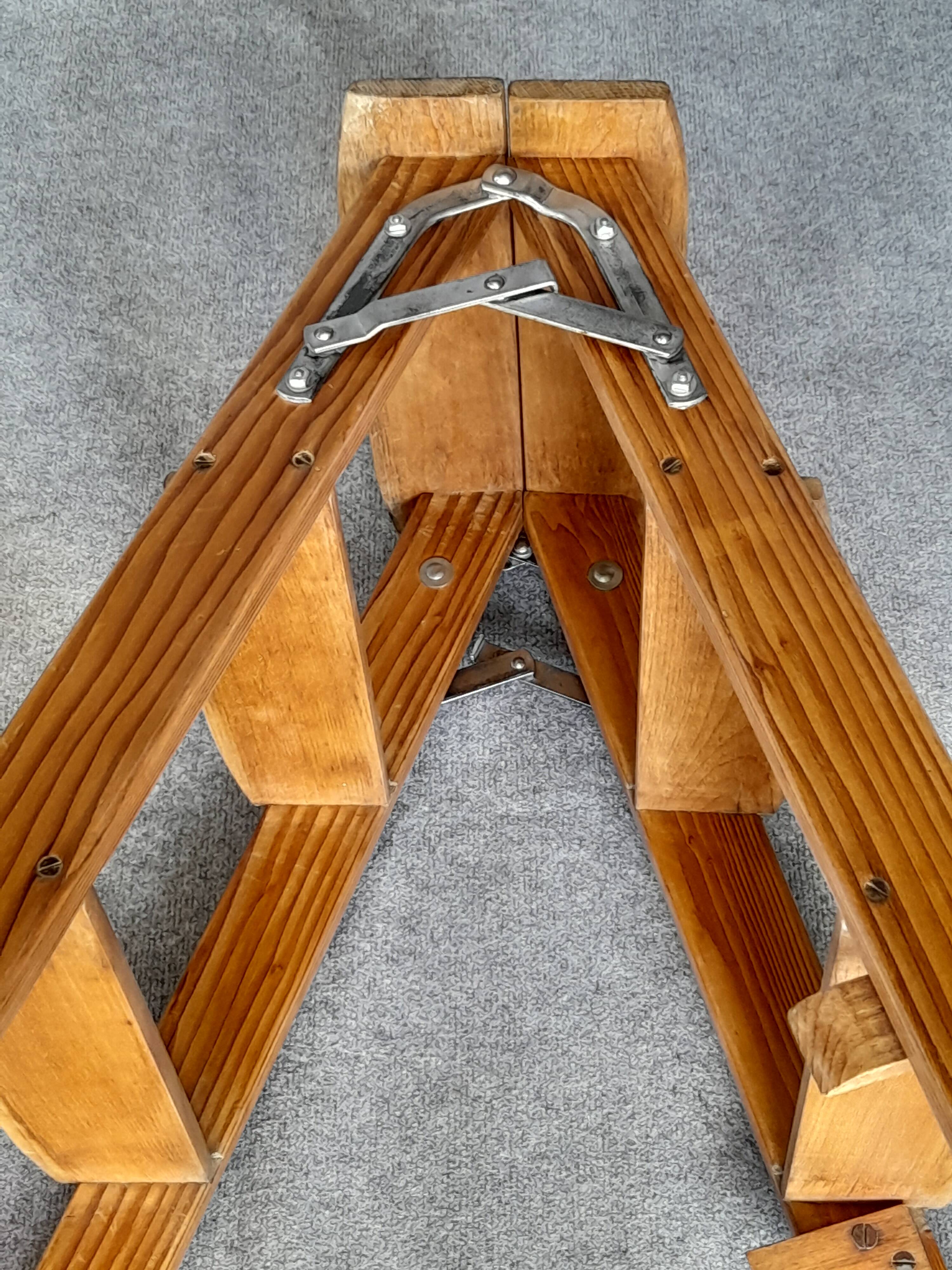 Workshop stepladder
