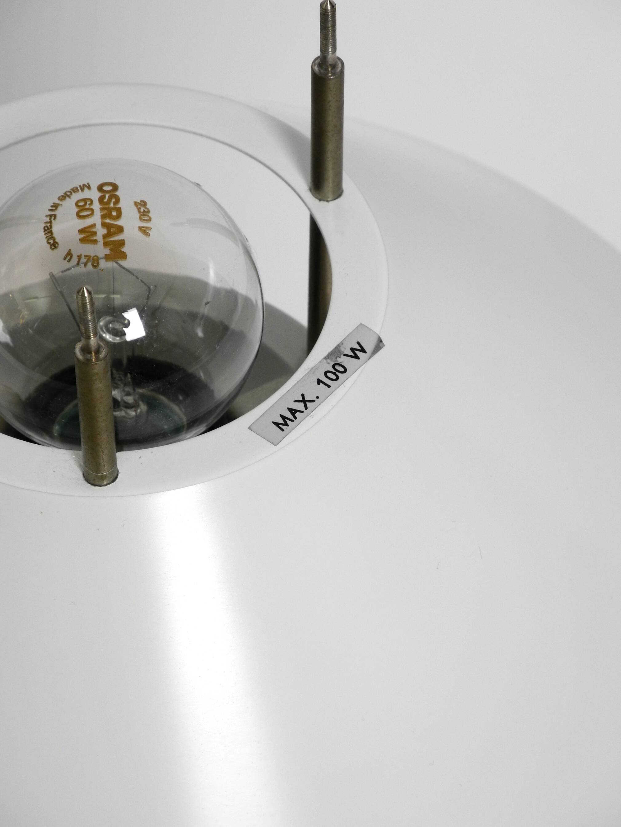 Magnifique et rare lampe de table très grande des années 70 par Christian Hvidt pour Nordisk Solar.