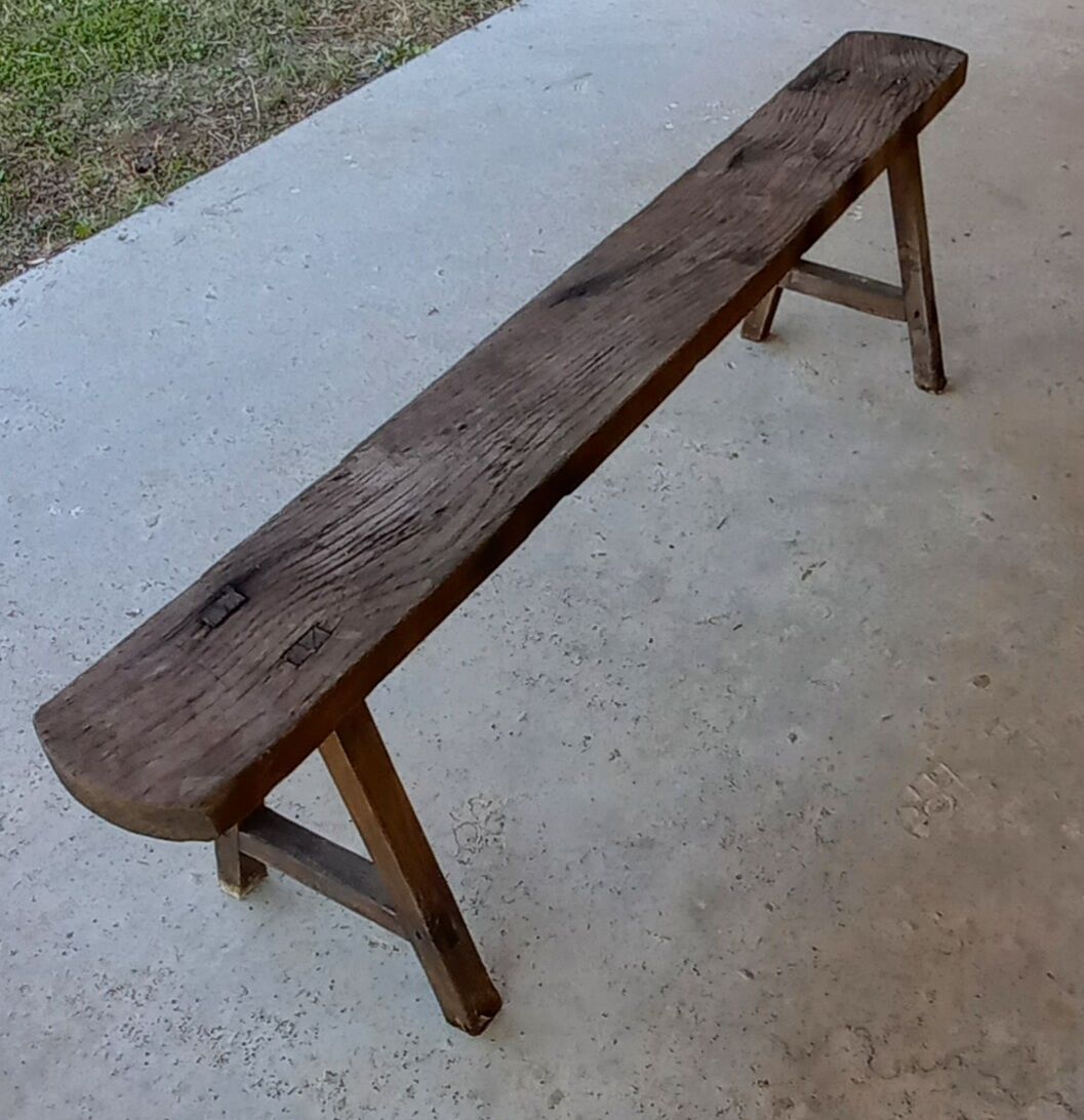 Old oak bench. Good general condition.