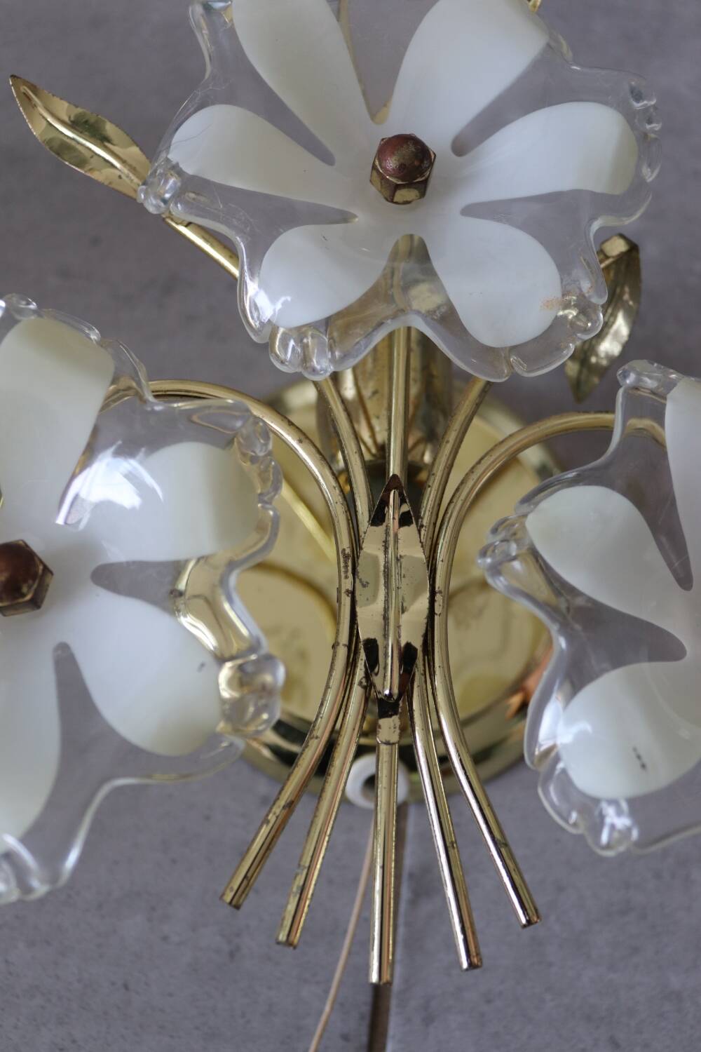 Two Eglo wall lights with vintage Murano flowers 70/80