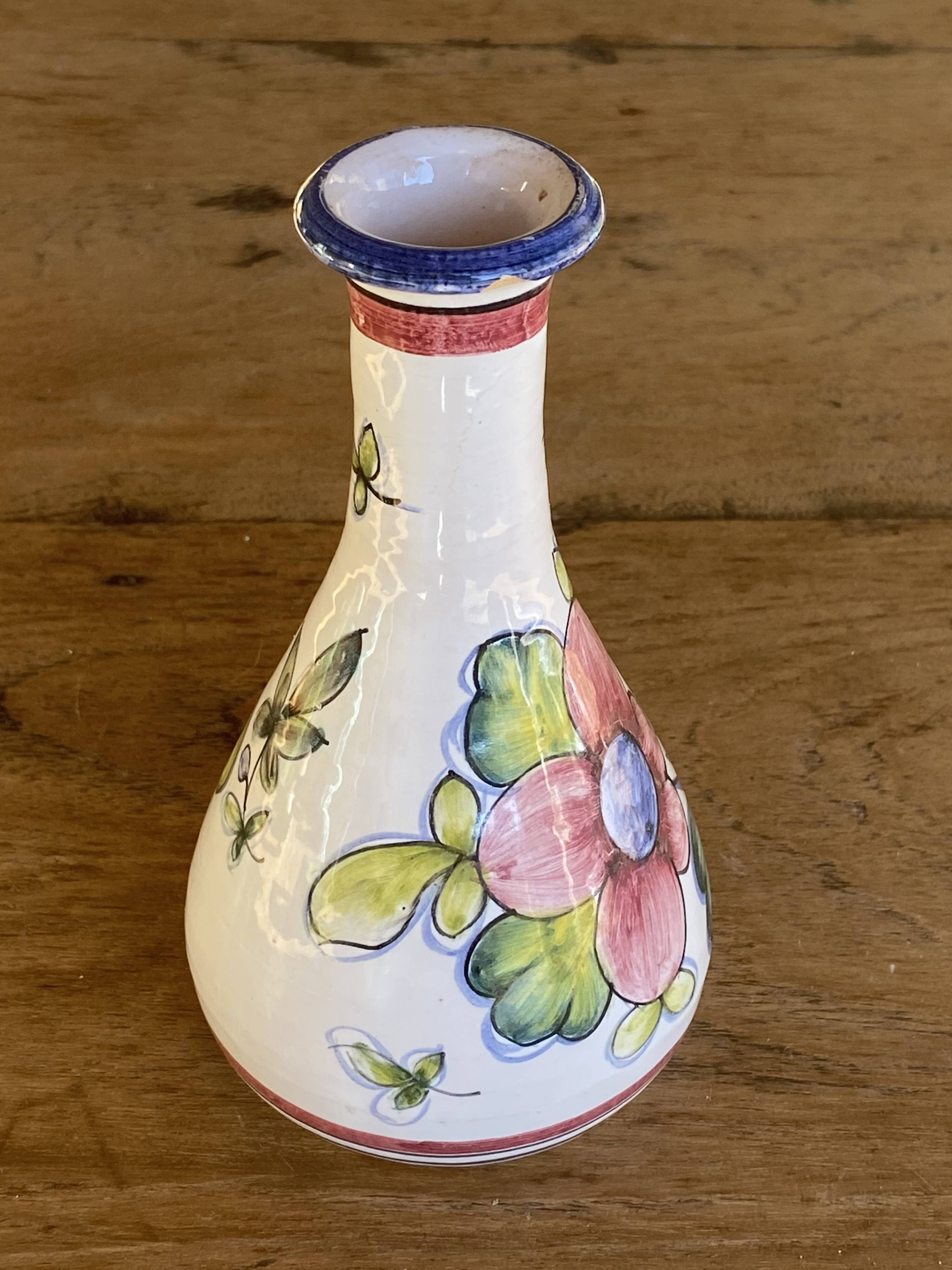 Coimbra earthenware bottle vase