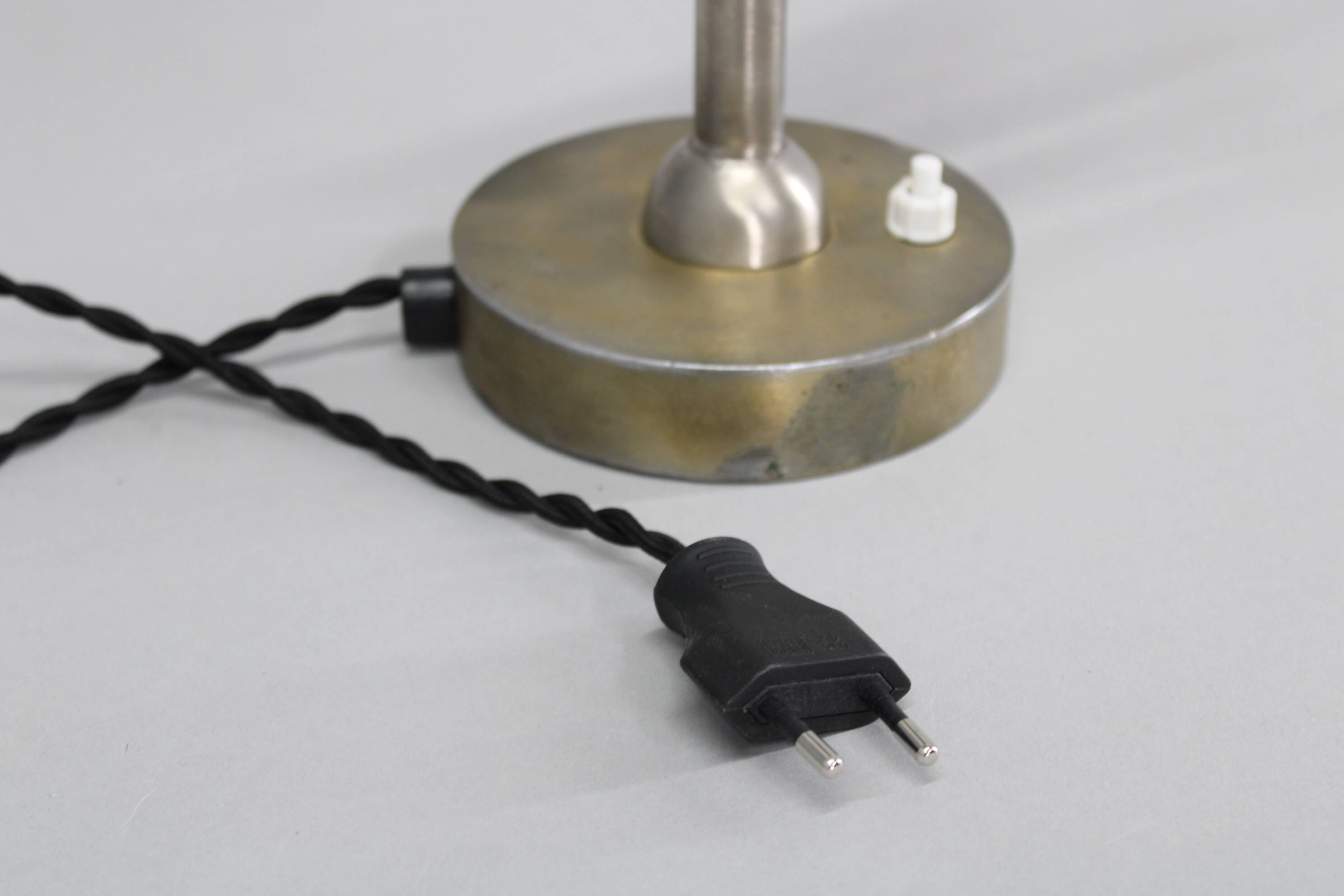 Lampe de bureau Sécession des années 1930, en laiton et verre, Tchécoslovaquie