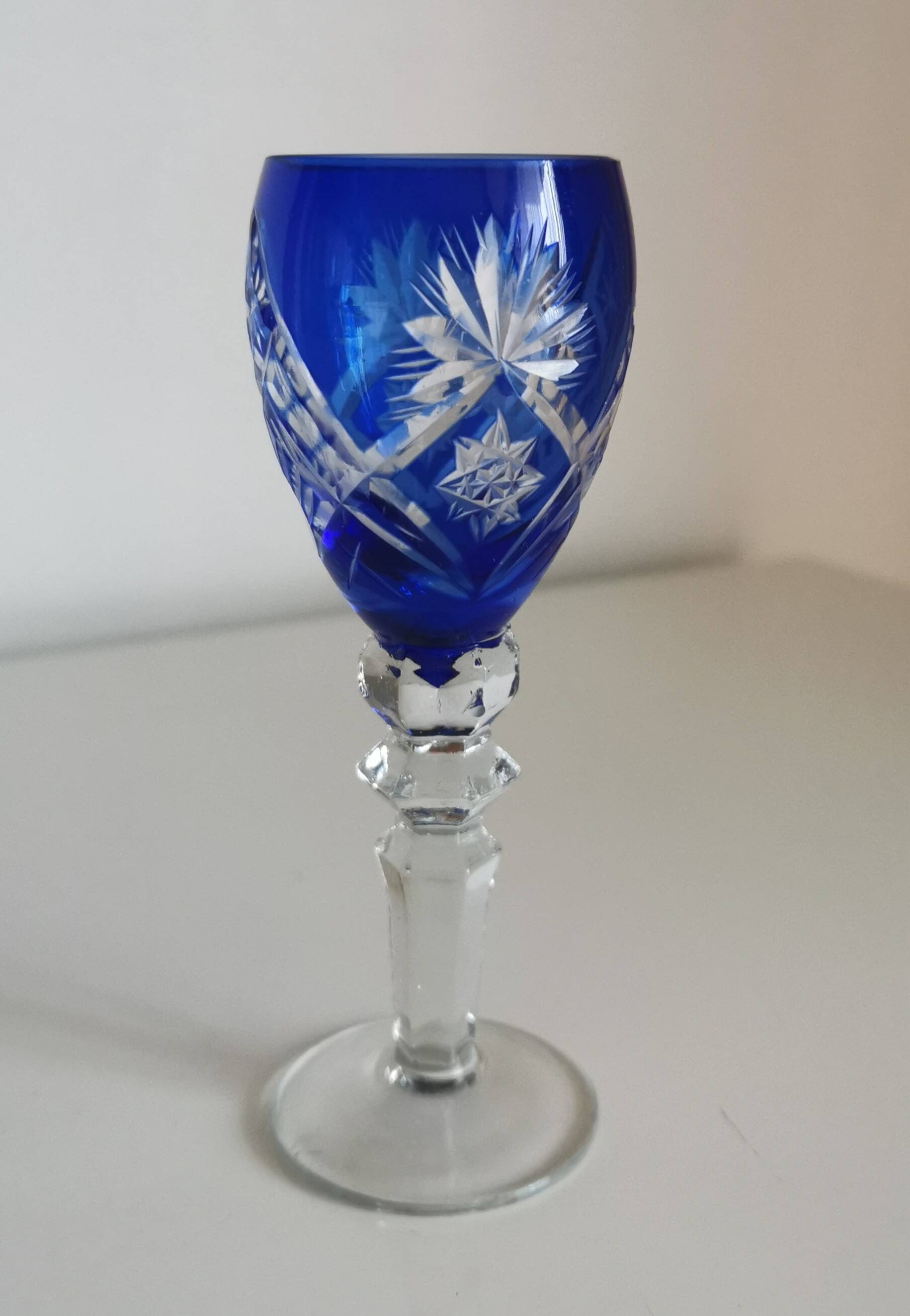 Carafe et 6 verres - verre taillé