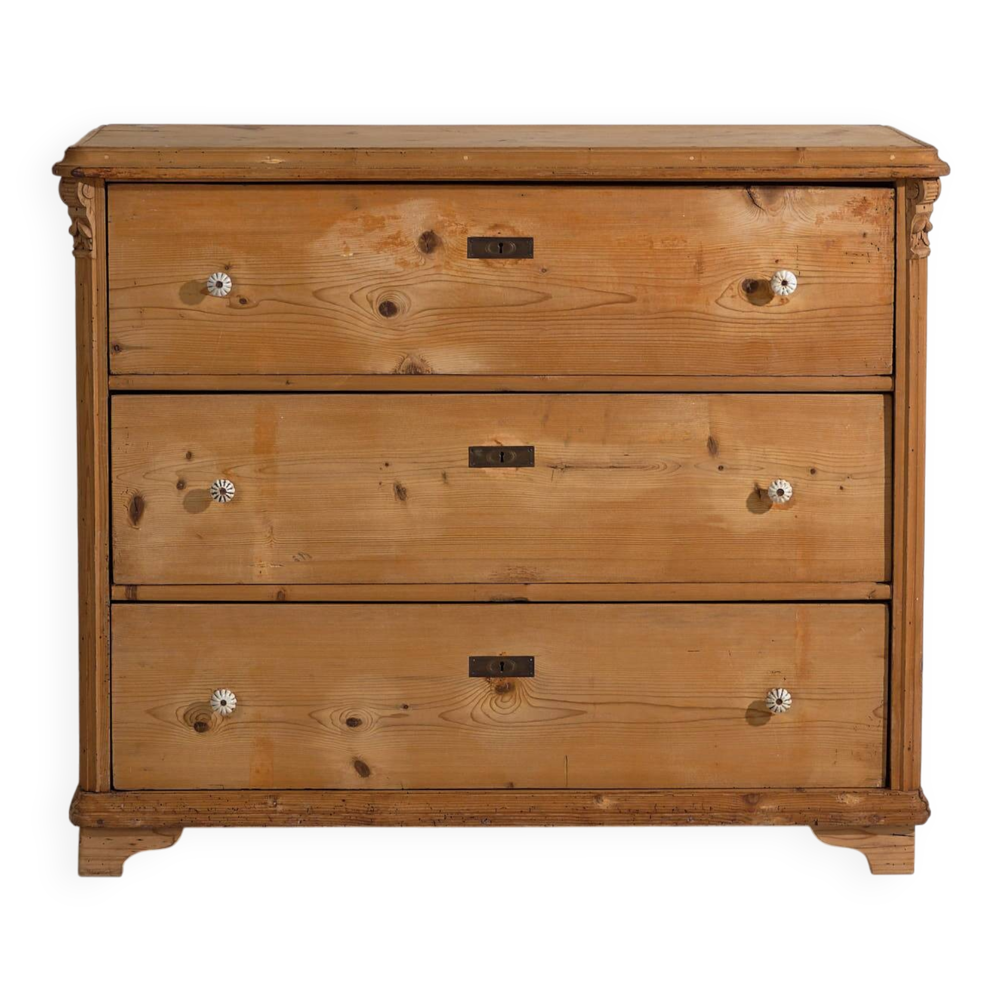 Large antique chest of drawers (circa 1920)