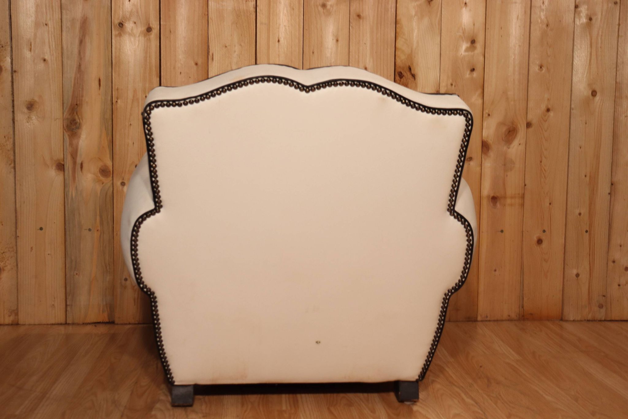 Fauteuil club en cuir blanc