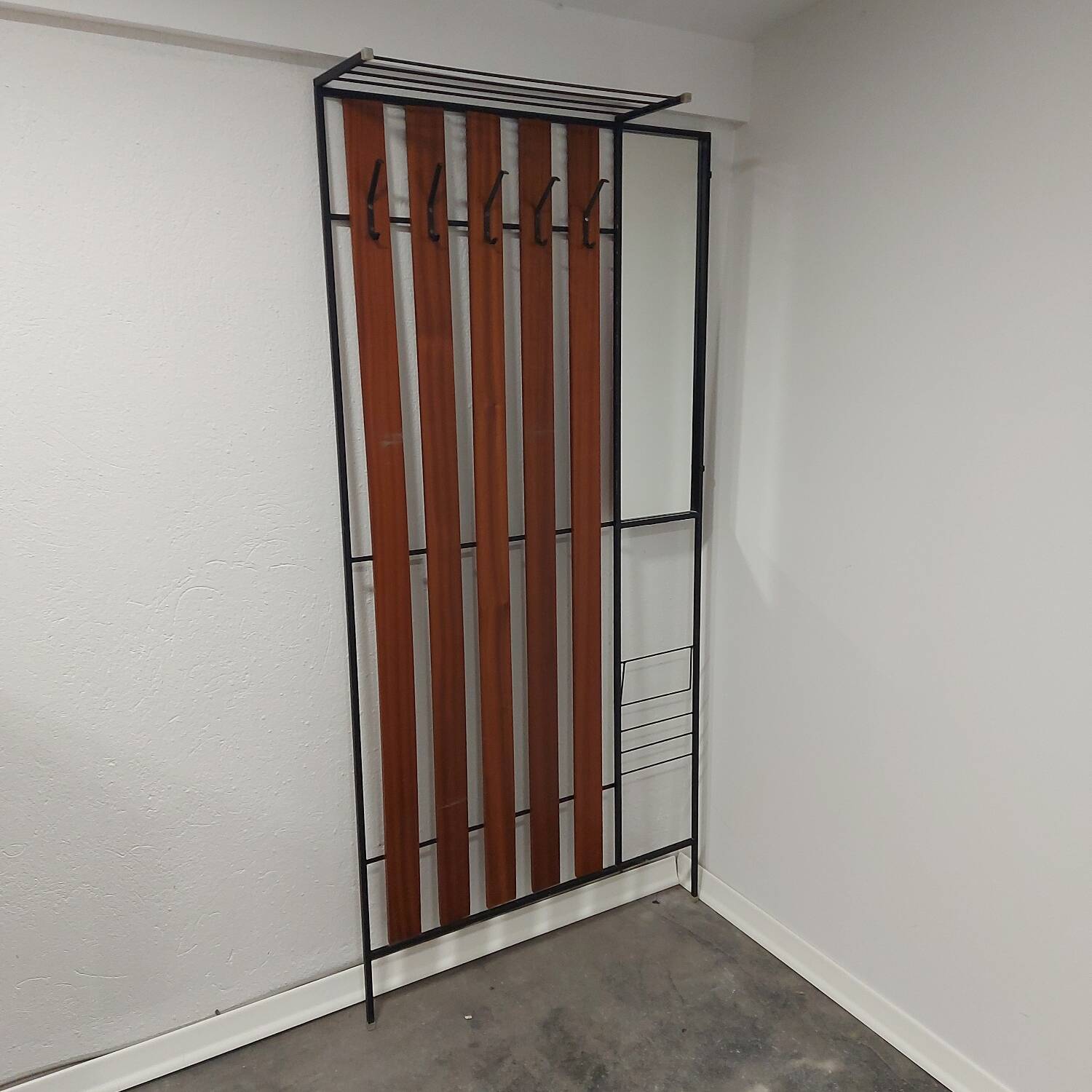 Cintre mural années 1970