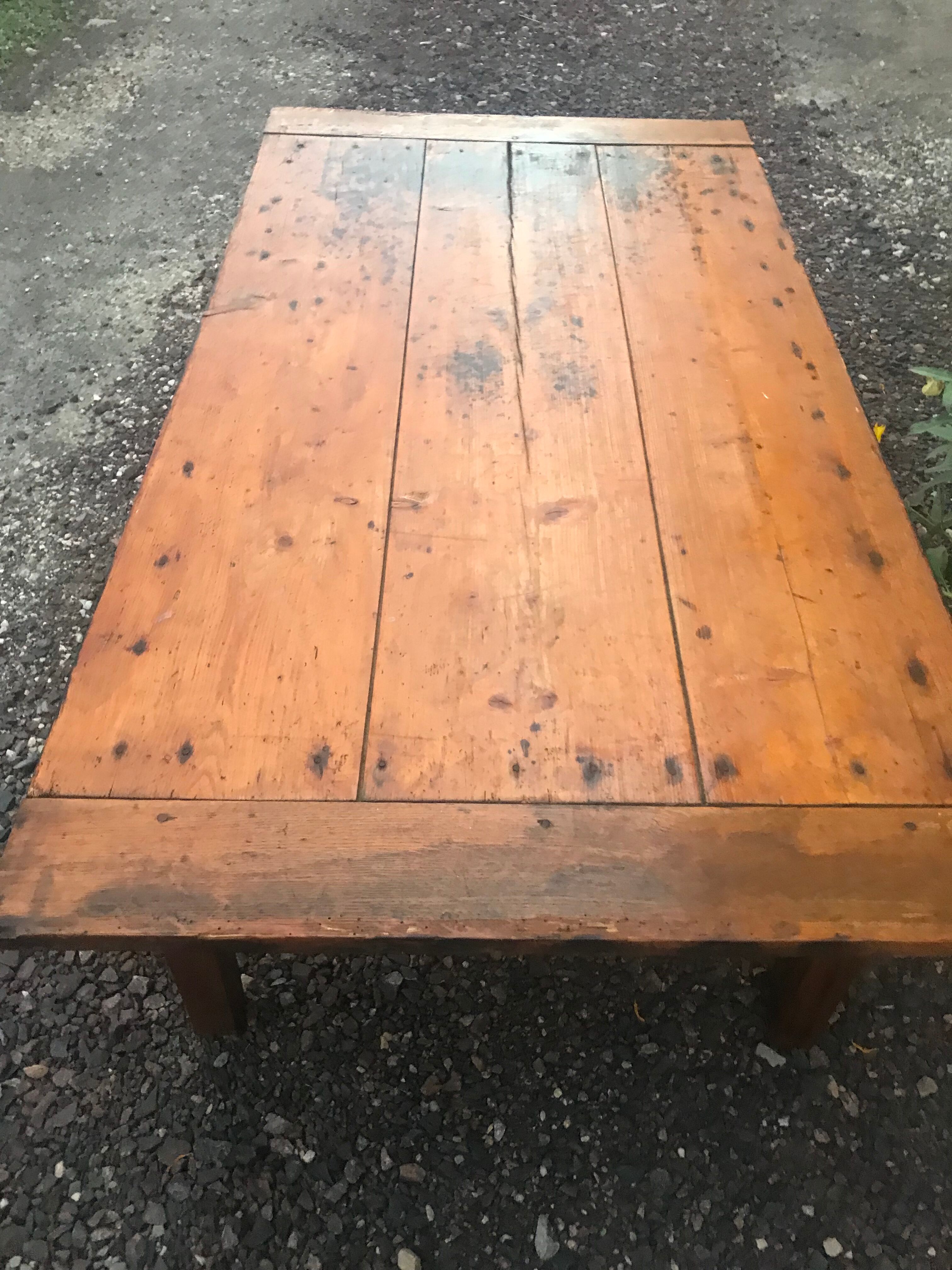 Table basse de ferme
