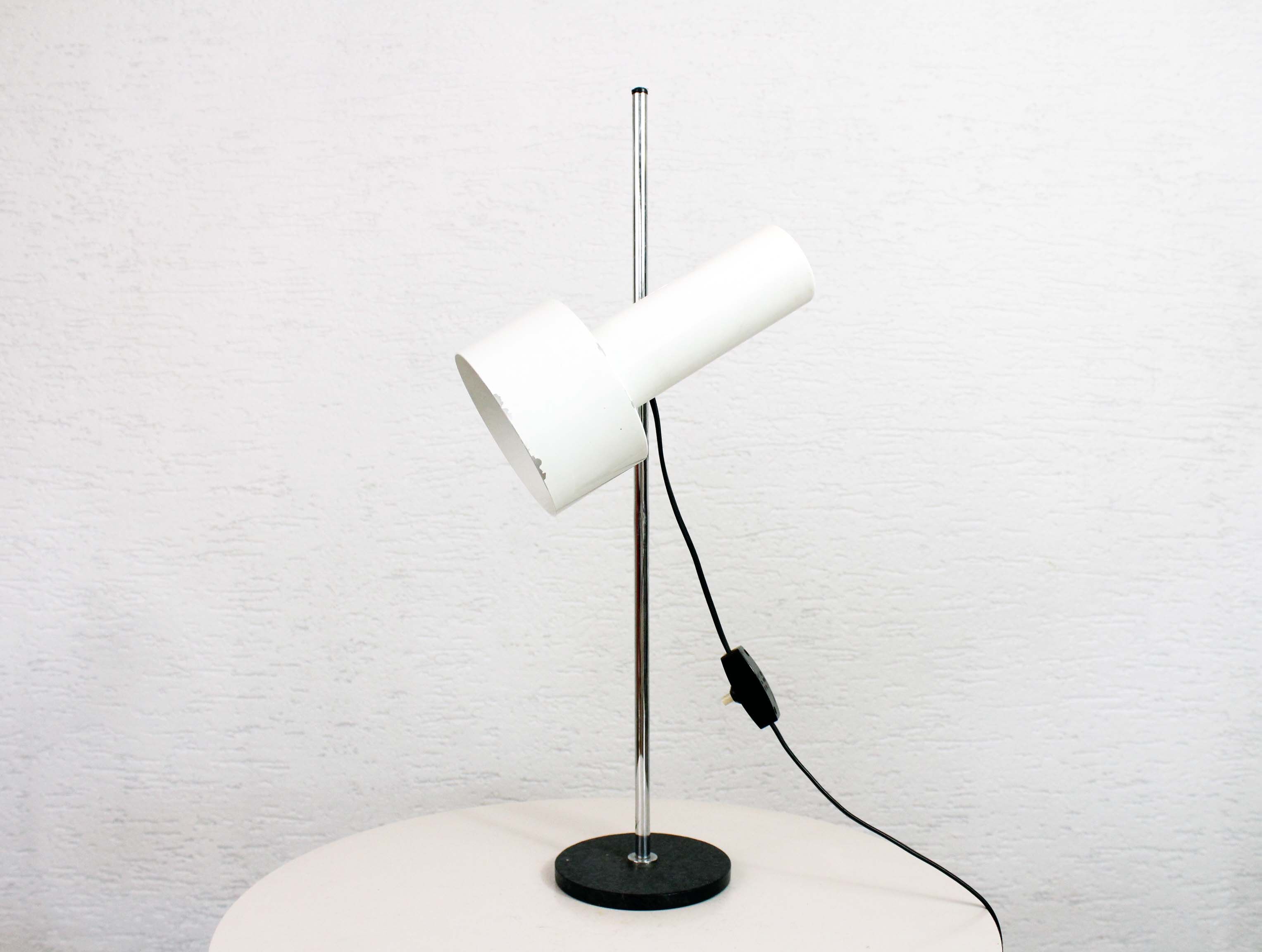 Lamp office omi