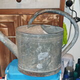 Vintage zing watering can