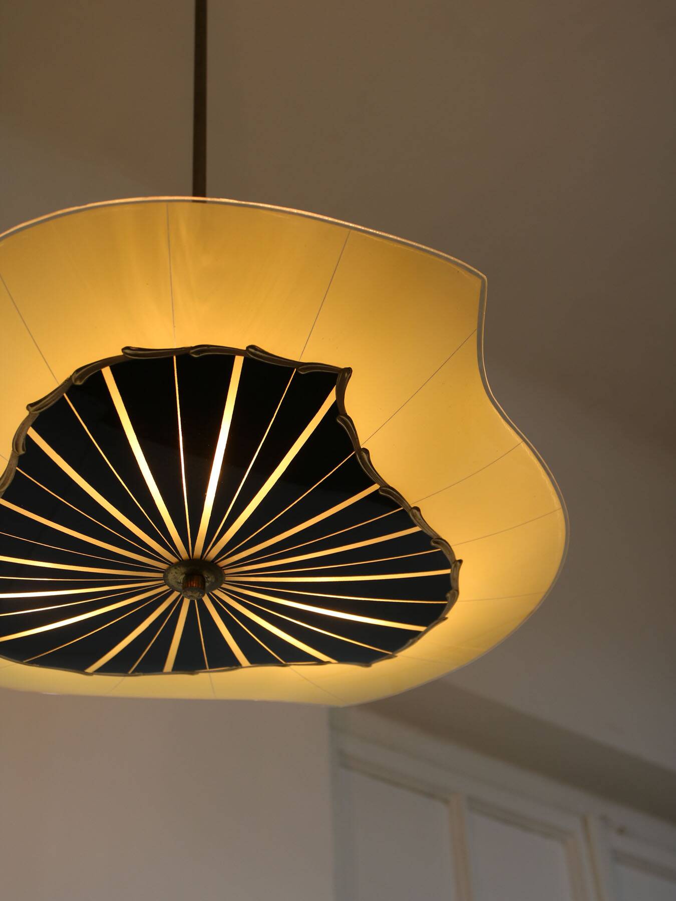 Lustre vintage en verre de Murano et laiton, années 50